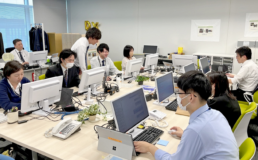 フリーアドレスの実証事業