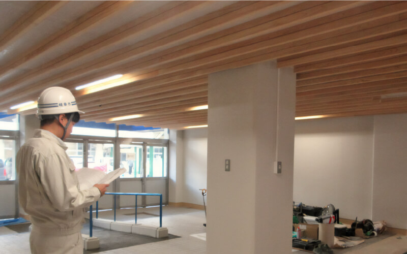 義務教育学校改修工事の様子