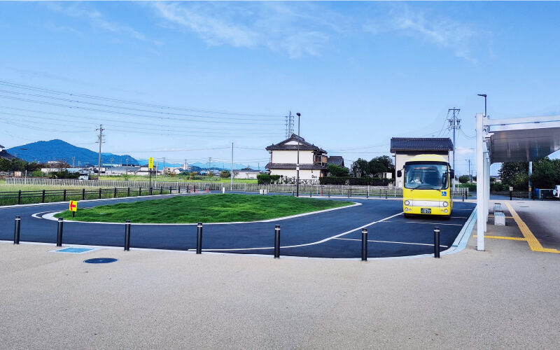 長森駅北口交通広場